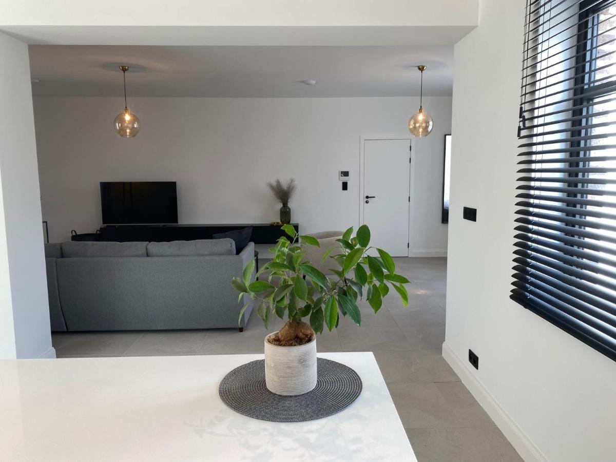 Luna Logies Lanaken Ngoại thất bức ảnh
